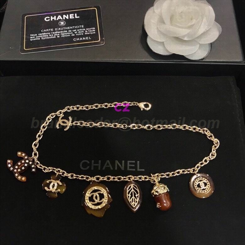 Chanel Necklaces 318